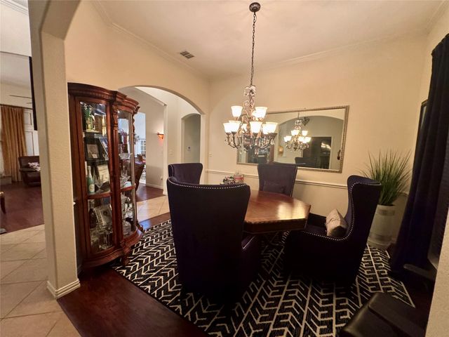 613 Buelwood Court, Desoto, TX 75115