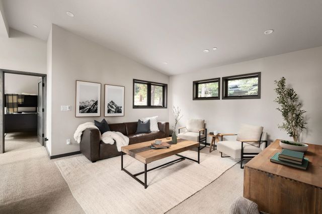 10621 Carson Range Road, Truckee, CA 96161