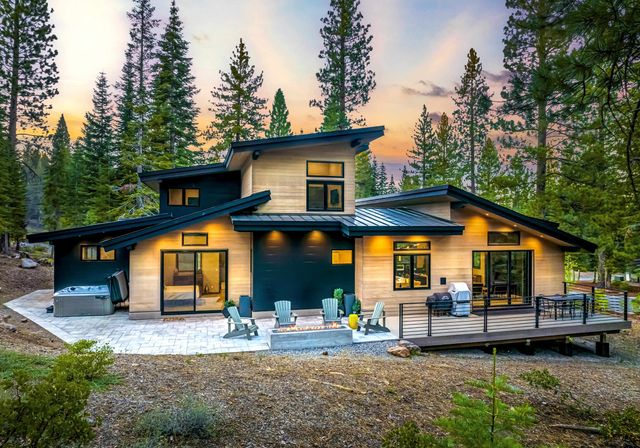 10621 Carson Range Road, Truckee, CA 96161