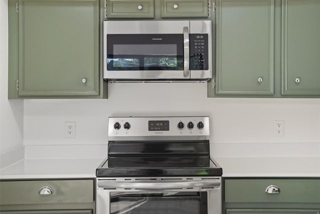 170 World Of Tennis SQ, Lakeway, TX 78738