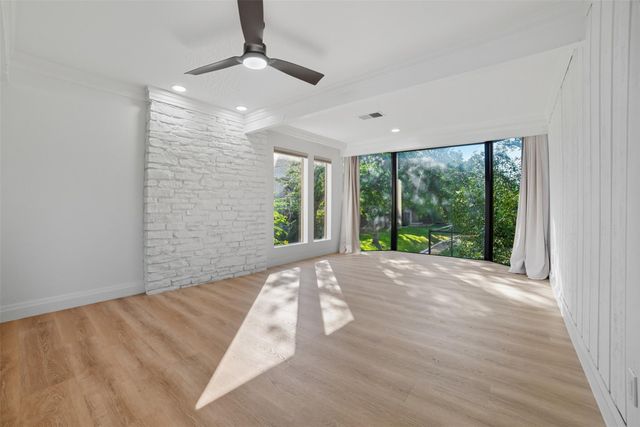 170 World Of Tennis SQ, Lakeway, TX 78738