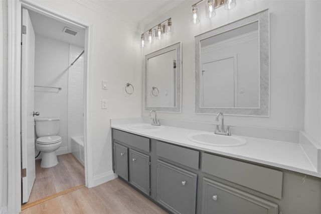 170 World Of Tennis SQ, Lakeway, TX 78738