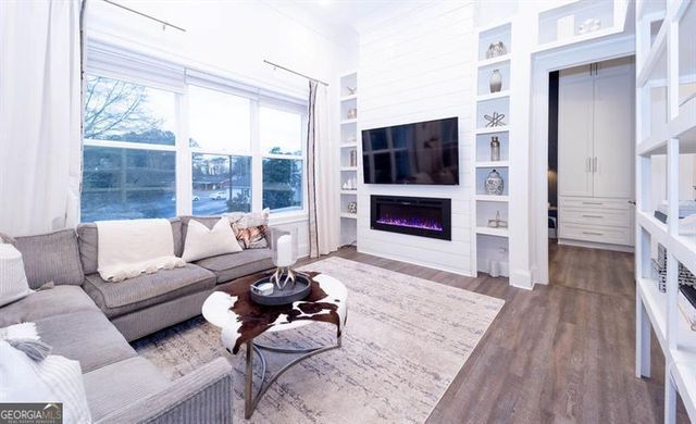 170 Fowler Street 200, Woodstock, GA 30188