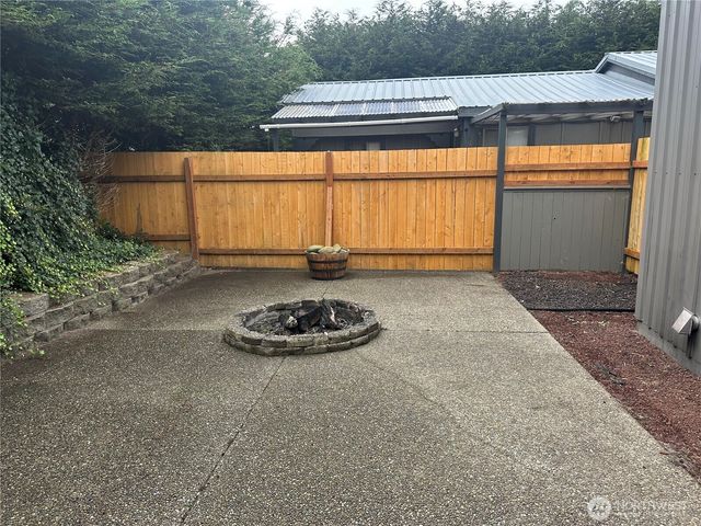 1514 227th Place, Ocean Park, WA 98640