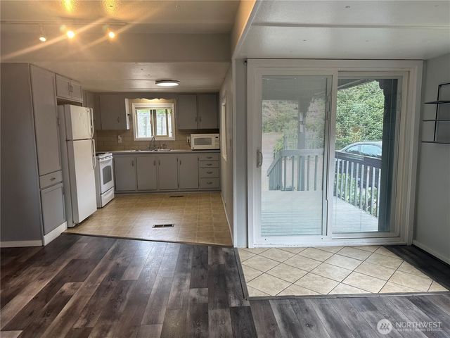 1514 227th Place, Ocean Park, WA 98640