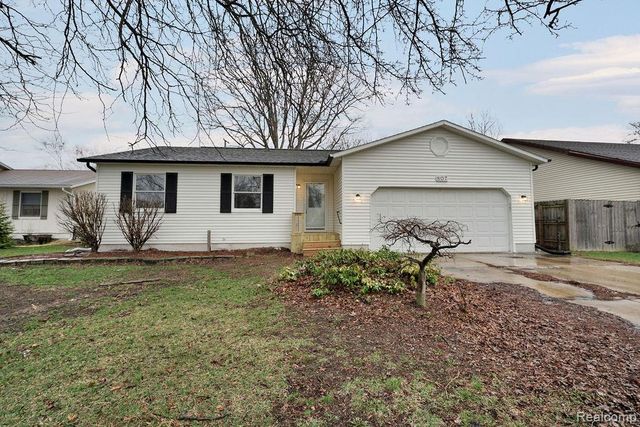 807 Saint Bernard Street, Marysville, MI 48040