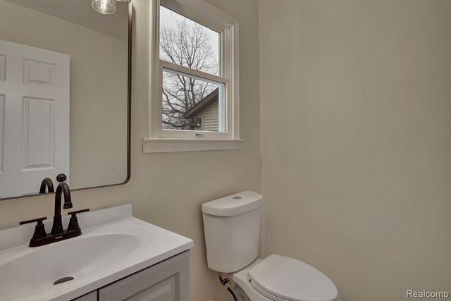 807 Saint Bernard Street, Marysville, MI 48040