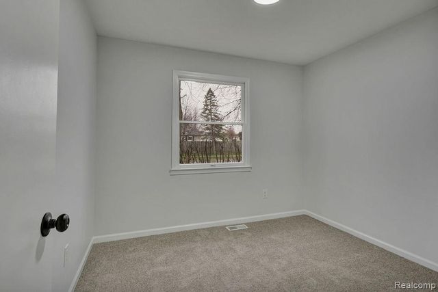 807 Saint Bernard Street, Marysville, MI 48040