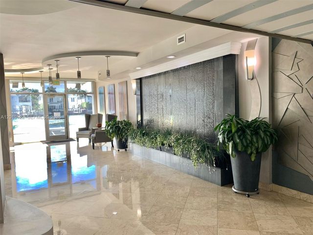 1500 S Ocean Dr 17E, Hollywood, FL 33019
