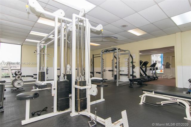1500 S Ocean Dr 17E, Hollywood, FL 33019