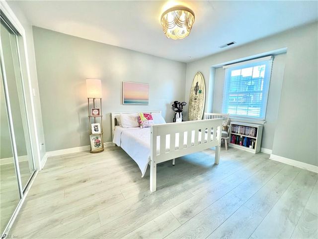 598 Pinewood Dr Apt 105, Virginia Beach, VA 23451
