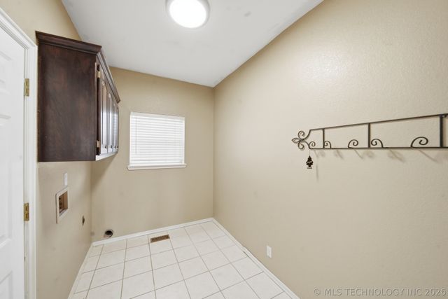 18257 S 132nd East Avenue, Bixby, OK 74008