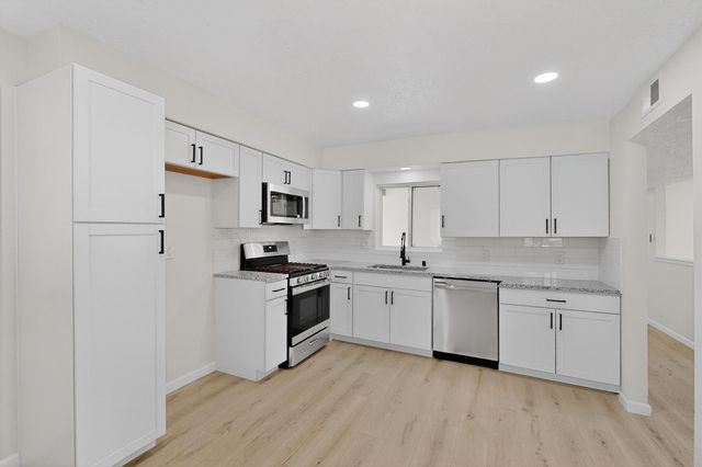 643 Duchess Drive NE, Albuquerque, NM 87123