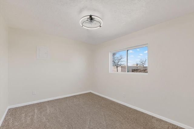 643 Duchess Drive NE, Albuquerque, NM 87123