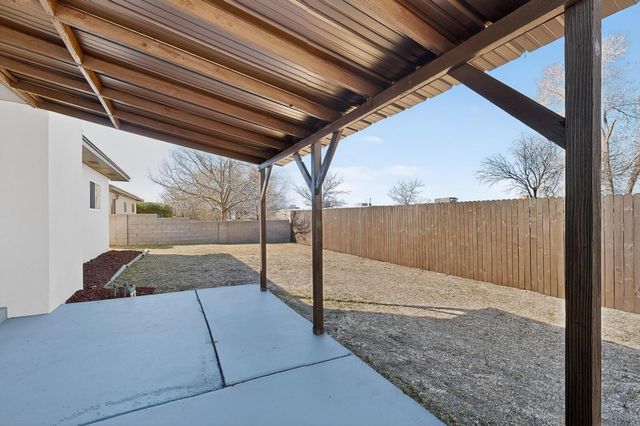 643 Duchess Drive NE, Albuquerque, NM 87123