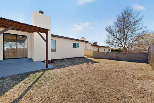 643 Duchess Drive NE, Albuquerque, NM 87123