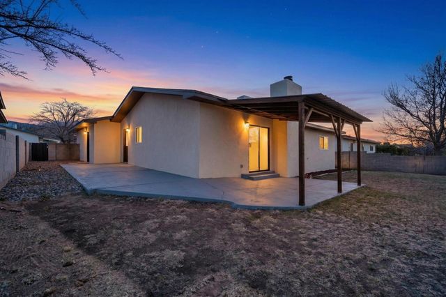 643 Duchess Drive NE, Albuquerque, NM 87123