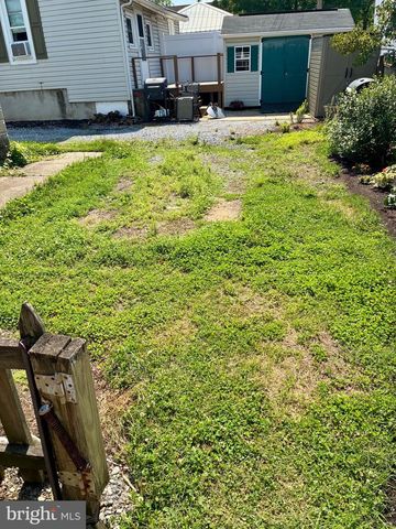 175 CHURCH AVE, Ephrata, PA 17522