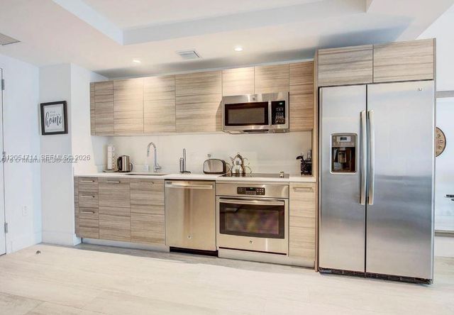 121 NE 34th Street 1603, Miami, FL 33137