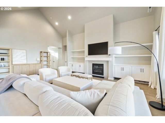 4436 Se 62ND Ave, Hillsboro, OR 97123