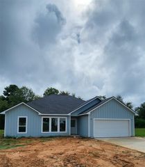 741 Autumn Lane, Livingston, TX 77351