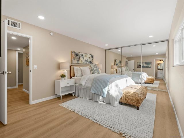 3101 Groton Way 2, San Diego, CA 92110