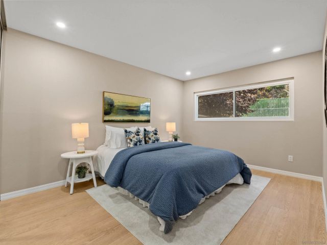 3101 Groton Way 2, San Diego, CA 92110