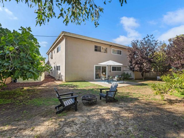 3101 Groton Way 2, San Diego, CA 92110