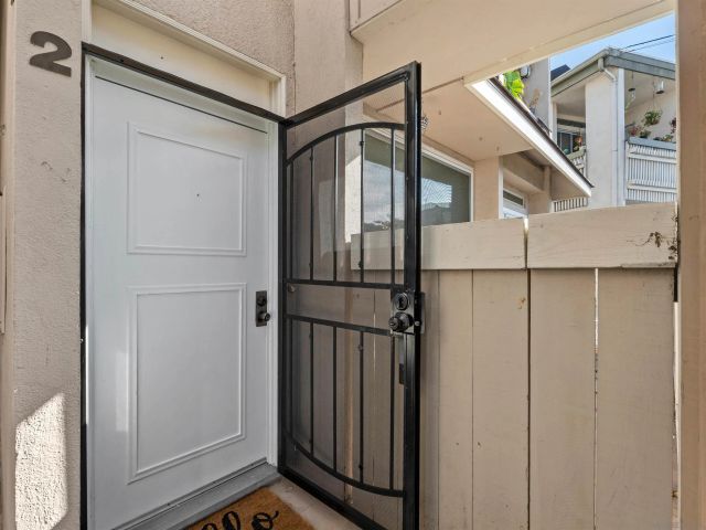 3101 Groton Way 2, San Diego, CA 92110