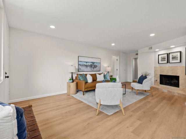 3101 Groton Way 2, San Diego, CA 92110