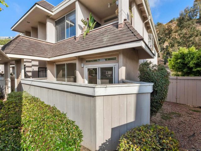 3101 Groton Way 2, San Diego, CA 92110