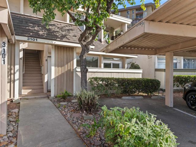 3101 Groton Way 2, San Diego, CA 92110