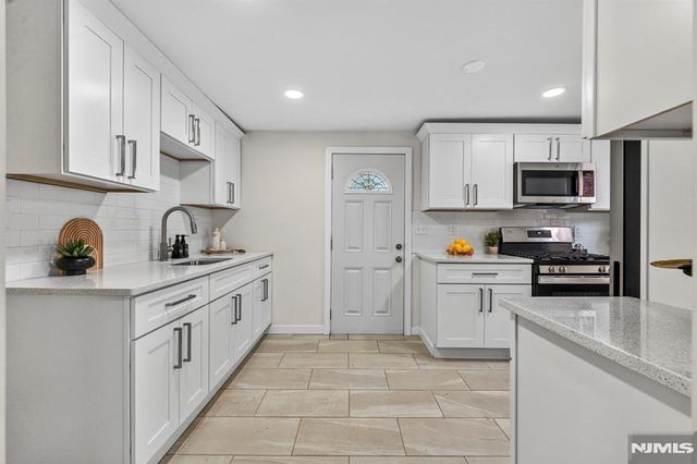 1380 Hamilton Street, Elizabeth, NJ 07208