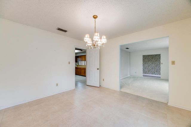 2601 Edgewater Drive, Niceville, FL 32578