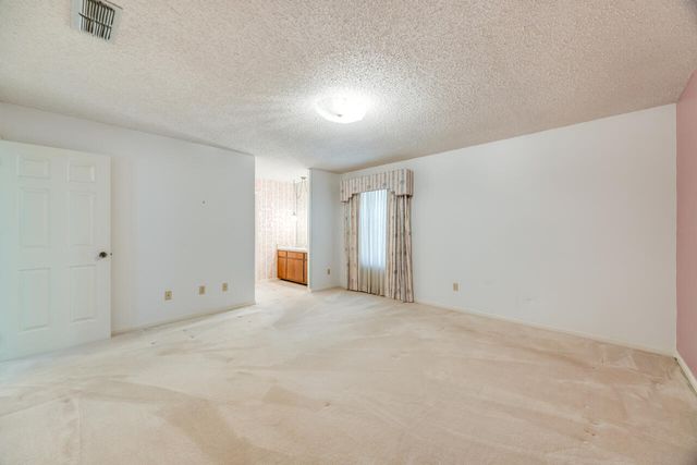 2601 Edgewater Drive, Niceville, FL 32578