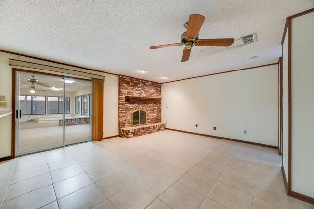 2601 Edgewater Drive, Niceville, FL 32578