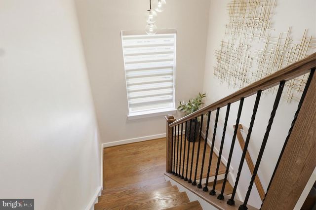 302 GREENWOOD RD, Spring Grove, PA 17362