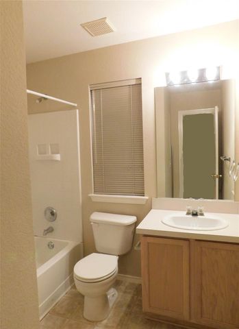 165-A Michaelis RD A, Kyle, TX 78640