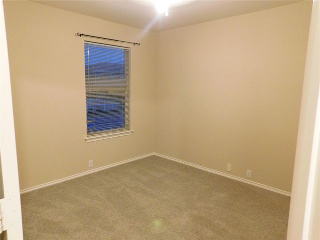 165-A Michaelis RD A, Kyle, TX 78640