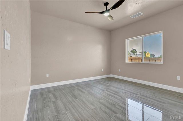 2210 N Douty, Hanford, CA 93230