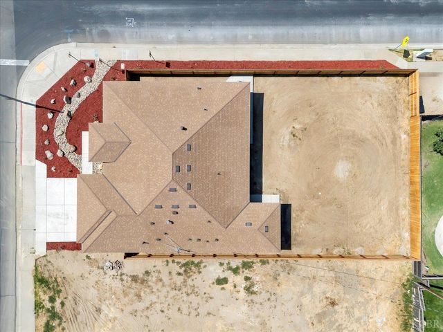 2210 N Douty, Hanford, CA 93230