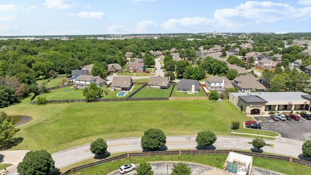 3200 W Lansing Street, Broken Arrow, OK 74012