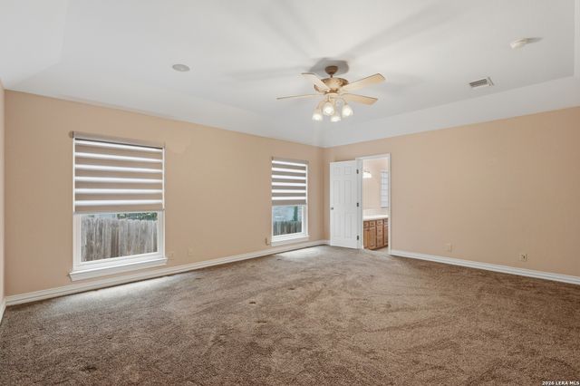 8 Donore Cir, San Antonio, TX 78229