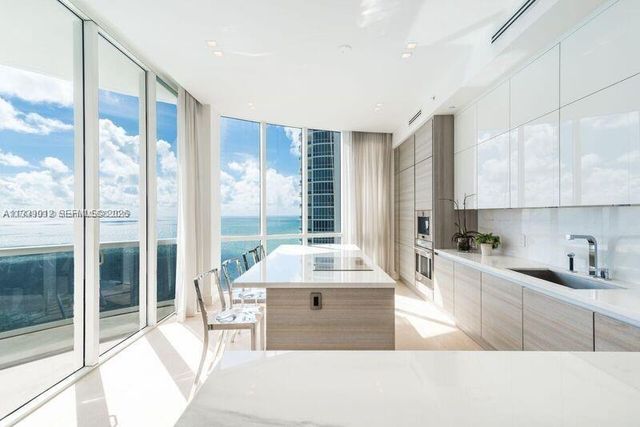 16001 Collins Avenue 3201, Sunny Isles Beach, FL 33160