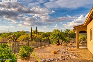 11795 N Luzon Court, Oro Valley, AZ 85737