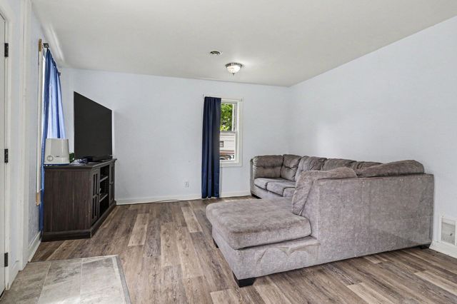 307 E Telegraph Street, Dowagiac City, MI 49047