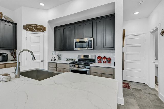 1134 Morgan Drive, Sherman, TX 75090