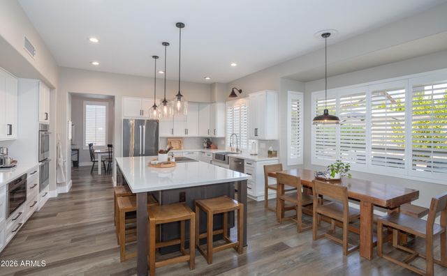 15435 S 4TH Drive, Phoenix, AZ 85045