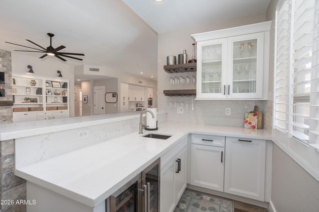 15435 S 4TH Drive, Phoenix, AZ 85045