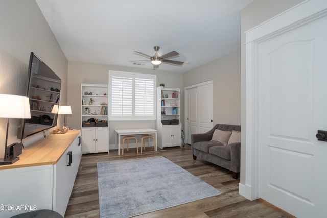 15435 S 4TH Drive, Phoenix, AZ 85045